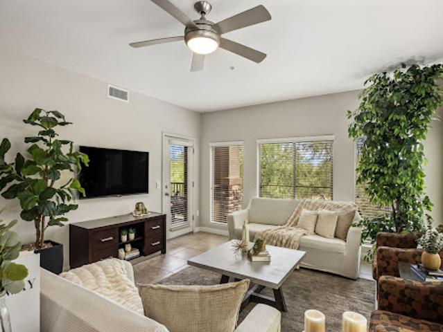 Apartment for sale in Phoenix, Maricopa County