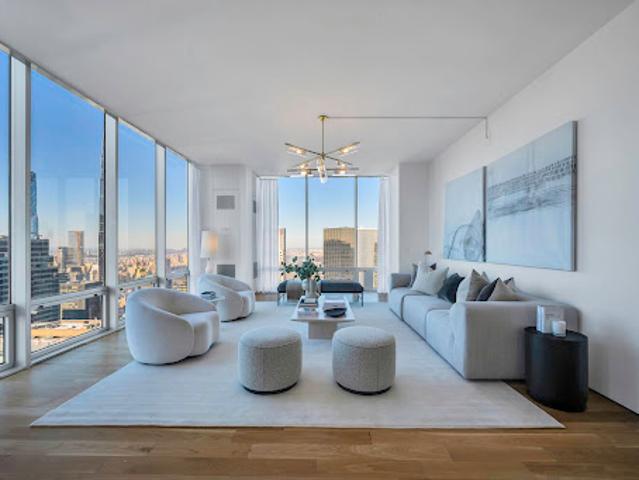 Apartment for sale in Arverne, New York