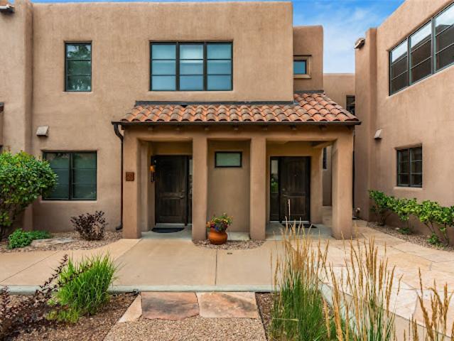 Apartment for sale in Santa Fe, New Mexico