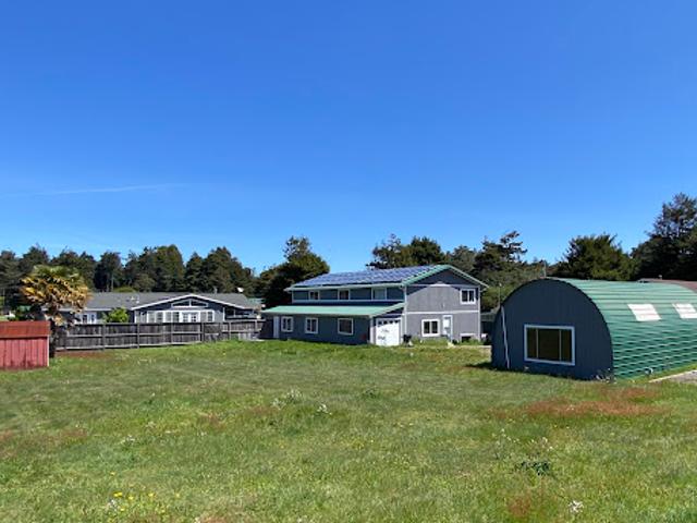 Apartment for sale in Fort Bragg, California