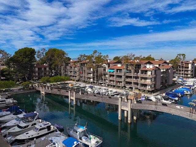 Apartment for sale in Long Beach, California
