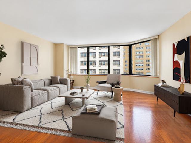 Apartment for sale in Arverne, New York