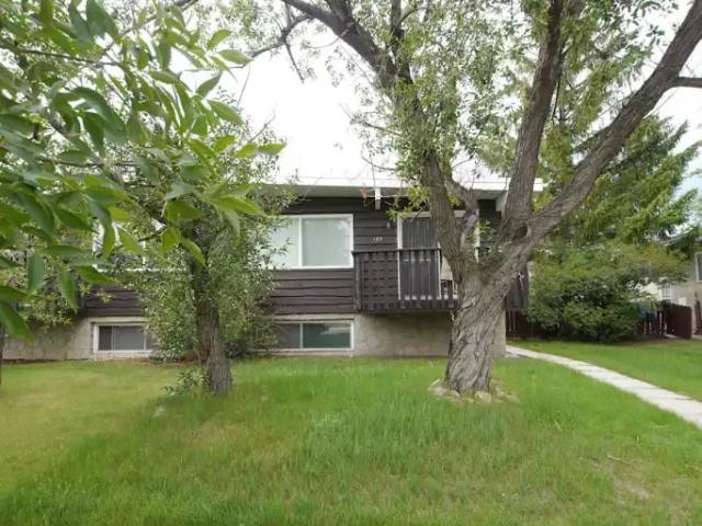 Apartment for rent in Huntington Hills, Calgary