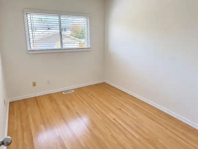 Apartment for rent in Huntington Hills, Calgary