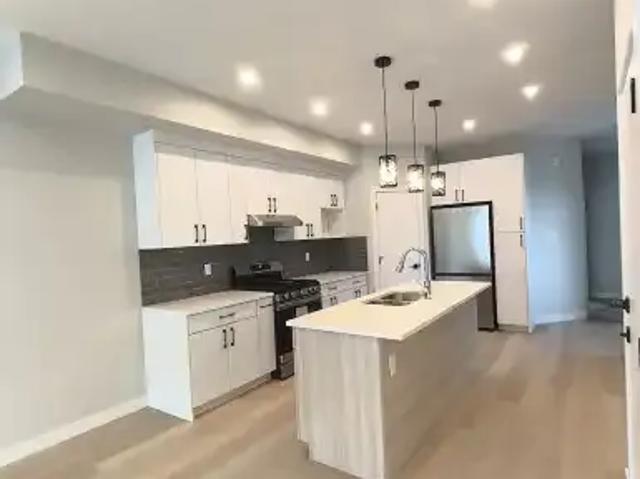 Apartment for rent in Wedgewood, Alberta