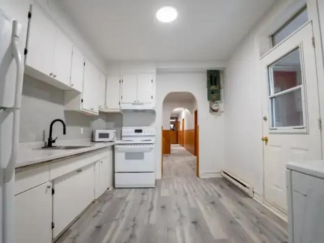 Apartment for rent in St. Leonard's, Quebec