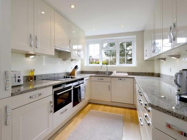 Apartment for sale in Beaconsfield, Penn Bottom