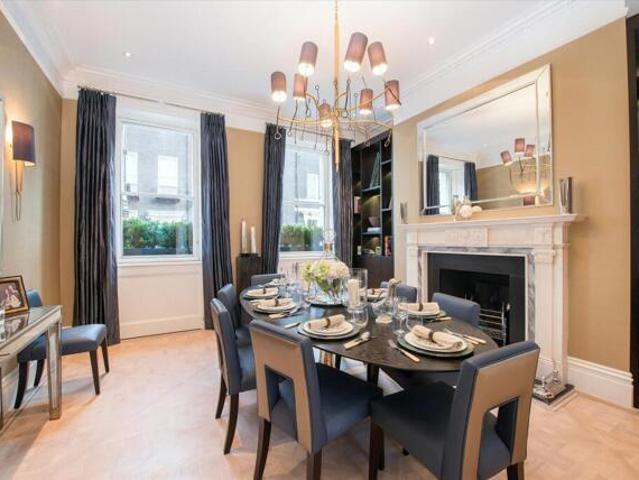 Apartment for sale in Mayfair, Greater London