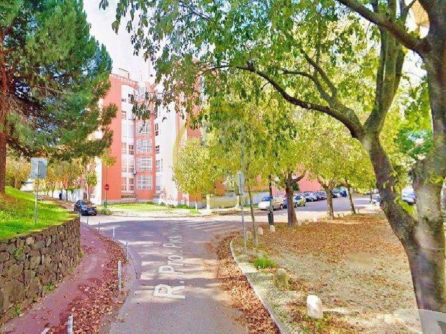 Apartamento alugar em Quinta do Lambert, Lisboa