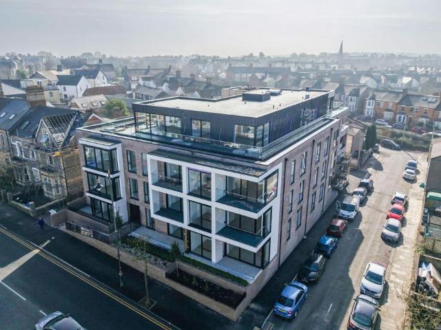 Apartment for rent in Penarth Marina, Penarth