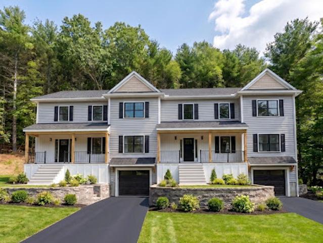 Apartment for sale in Bedford, Massachusetts