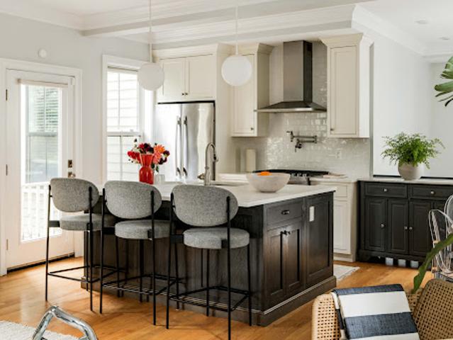 Apartment for sale in Cambridge, Middlesex County