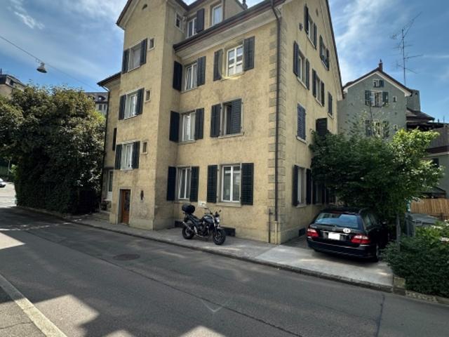 Wohnung kaufen in Einigen, Zürich