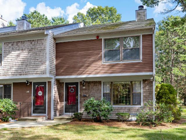 Apartment for sale in Mashpee, Massachusetts