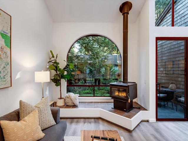 Apartment for sale in California