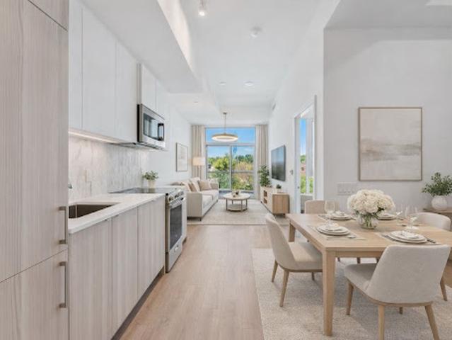 Apartment for sale in Woburn, Ontario