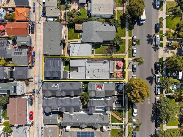 Apartment for sale in Coronado, California