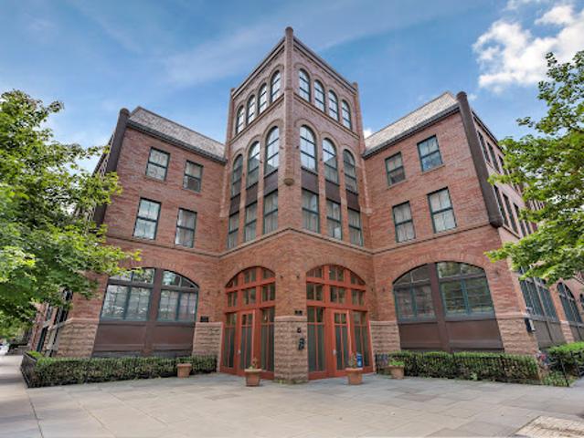 Apartment for sale in Hudson, New Jersey