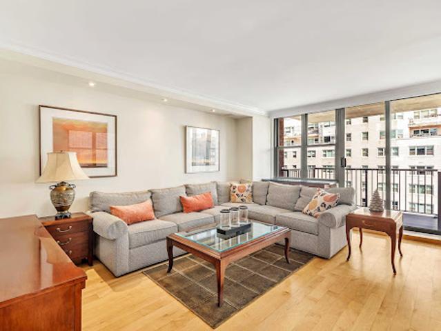 Apartment for sale in Arverne, New York