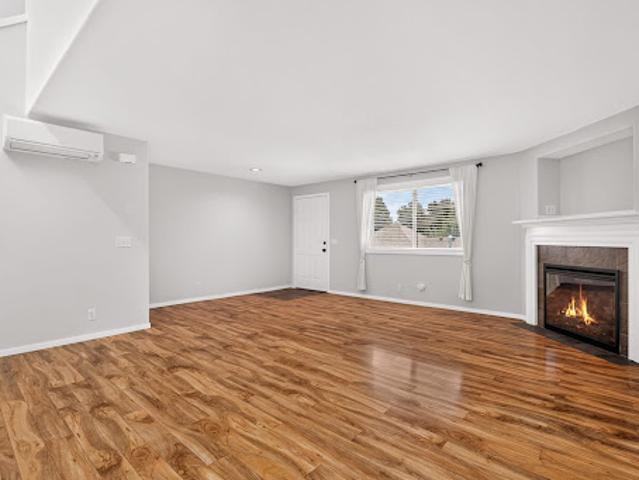 Apartment for sale in Oregonia