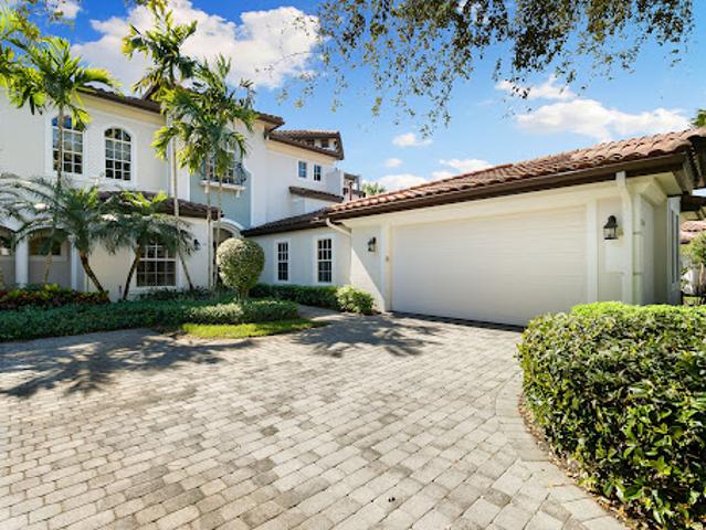 Apartment for sale in Naples, Florida
