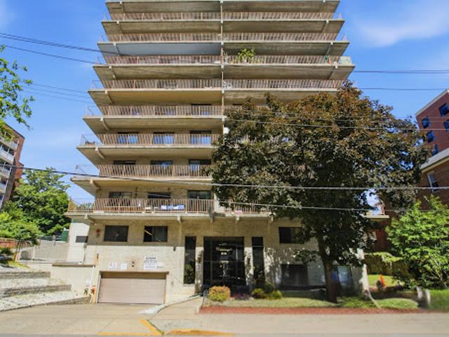 Apartment for sale in Glenwood, New York