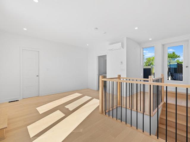 Apartment for sale in St. Leonard's, Quebec