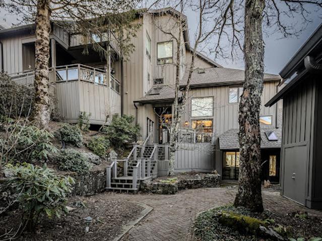 Apartment for sale in Avery, North Carolina