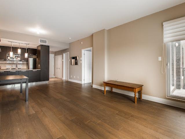 Apartment for sale in Dorval, Quebec