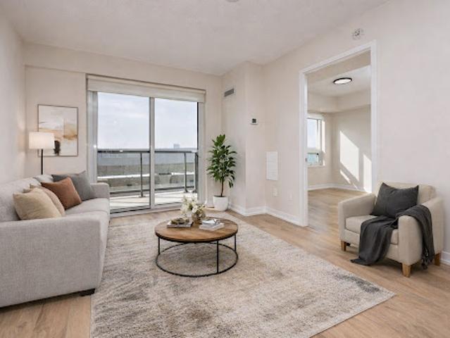 Apartment for sale in Woburn, Ontario