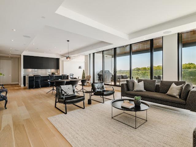 Apartment for sale in Laval-sur-le-lac, Quebec
