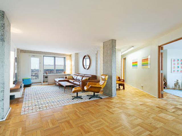 Apartment for sale in Kew Gardens
