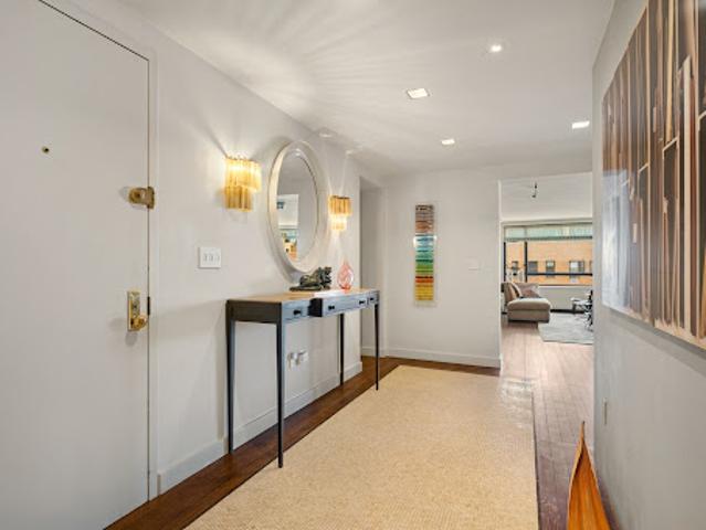 Apartment for sale in Arverne, New York