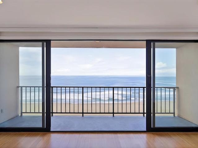 Apartment for sale in Redondo Beach, California