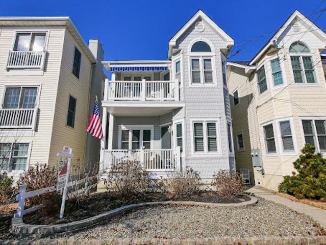 Apartment for sale in Ocean City Apartment for sale in Ocean City