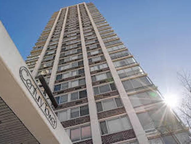 Apartment for sale in Fort Lee
