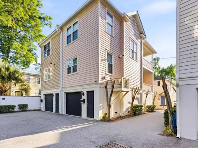 Apartment for sale in Charleston, South Carolina