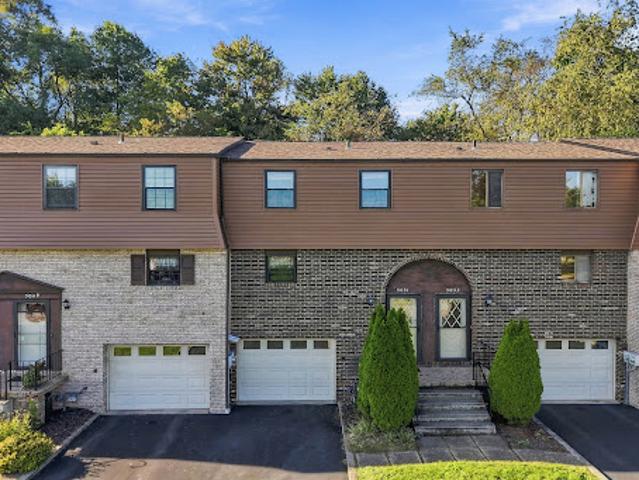 Apartment for sale in Gibsonia, Richland Township