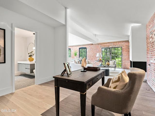 Apartment for sale in Westport