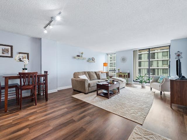 Apartment for sale in Chicago Park, Illinois