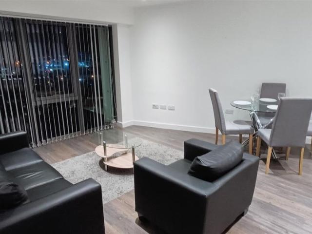 Apartment for rent in Calderstones