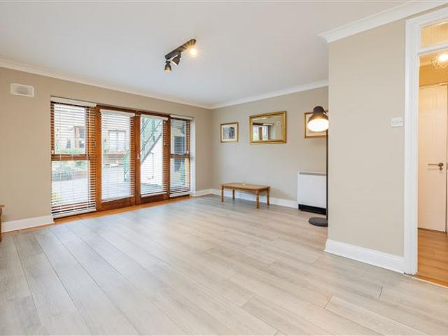 Apartment for sale in Bluebell, Dublin