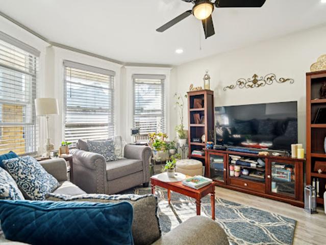 Apartment for sale in Hudson, New Jersey