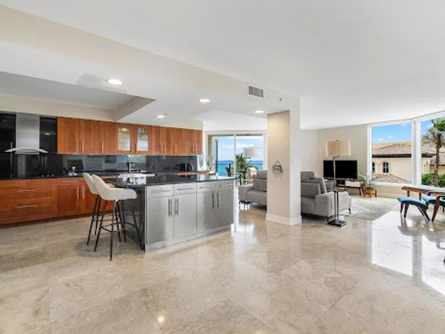 Apartment for sale in Highland City