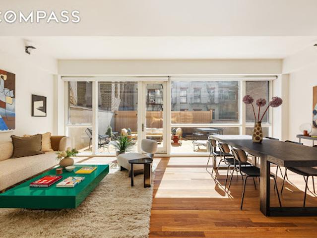 Apartment for sale in Arverne, New York