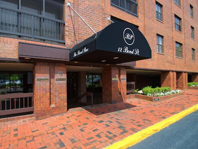 Apartment for sale in Village of Great Neck Plaza, Nassau County
