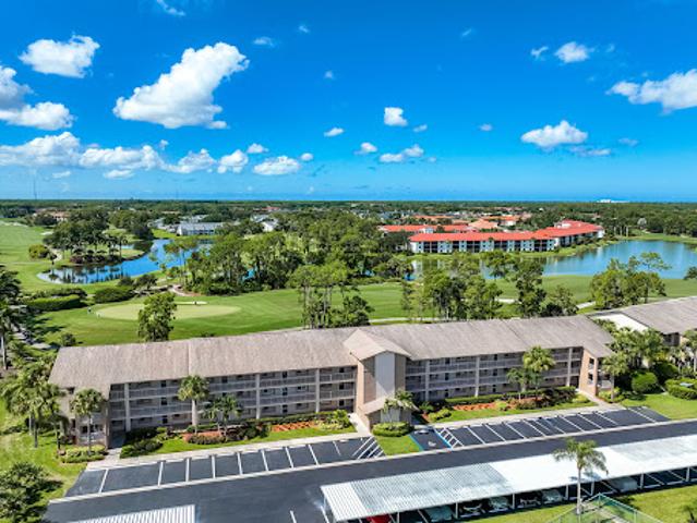 Apartment for sale in Naples, Florida