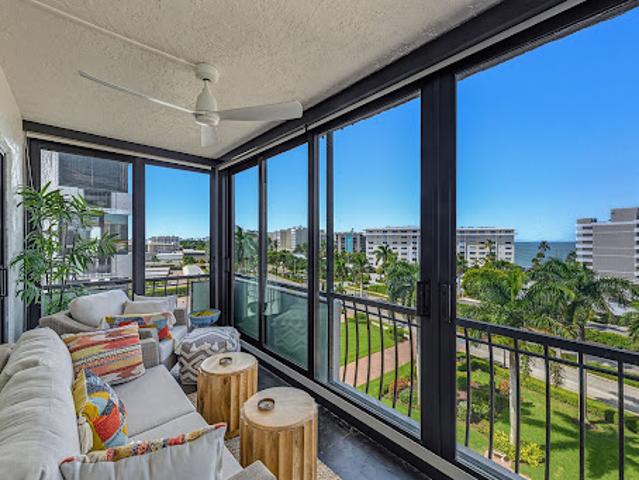 Apartment for sale in Naples, Florida