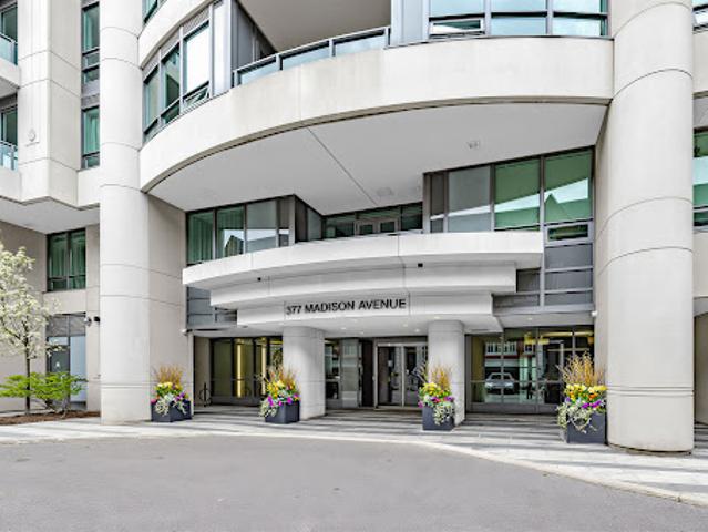 Apartment for sale in Woburn, Ontario