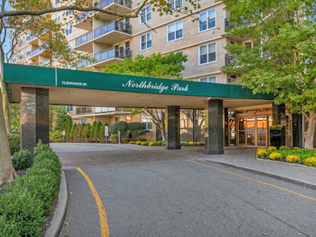 Apartment for sale in Fort Lee, Bergen County